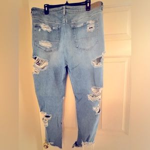 American Eagle Mom Jeans